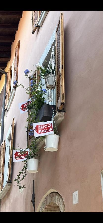 La Piccola Casa Al Lago - Intera Casa Con 3 Camere E 2 Box Salò Kültér fotó