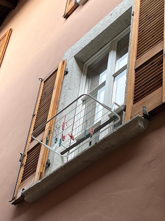 La Piccola Casa Al Lago - Intera Casa Con 3 Camere E 2 Box Salò Kültér fotó