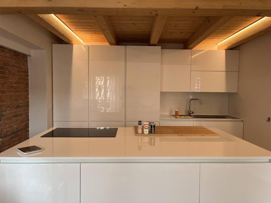 La Piccola Casa Al Lago - Intera Casa Con 3 Camere E 2 Box Salò Kültér fotó
